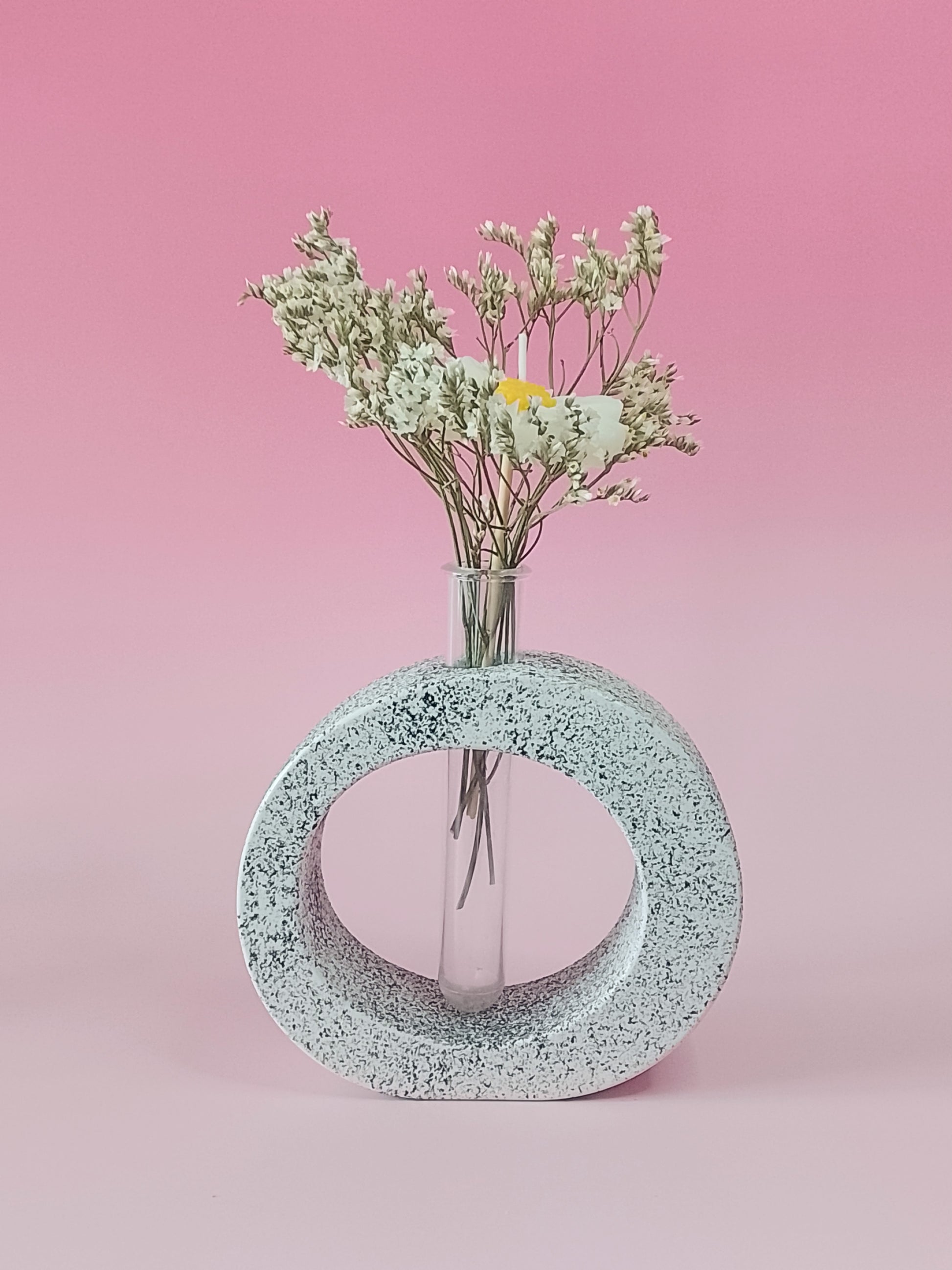 Vase ovale minimaliste